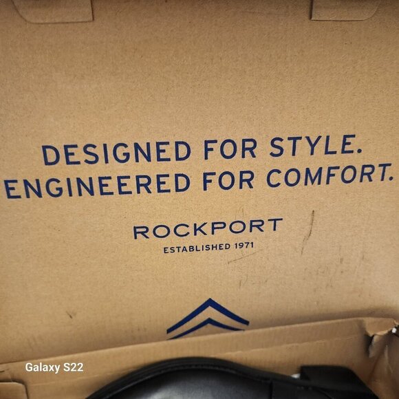 ROCKPORT "Vicky" Womens Leather Criss-Cross Ankle Boots. NIB. Size 6 - Picture 13 of 13